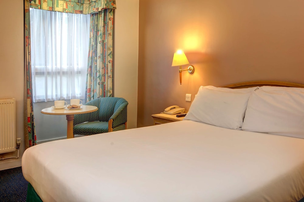 Standard Room, 1 Double Bed, Non Smoking - Photo 3