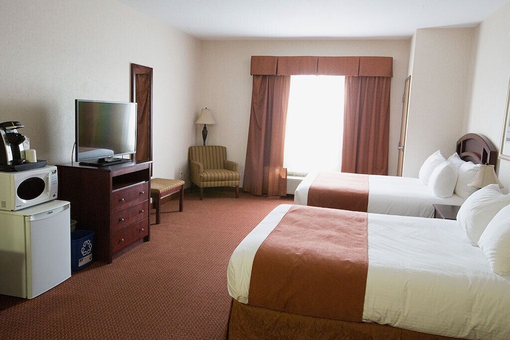 Standard Double Room, 2 Queen Beds photo 2