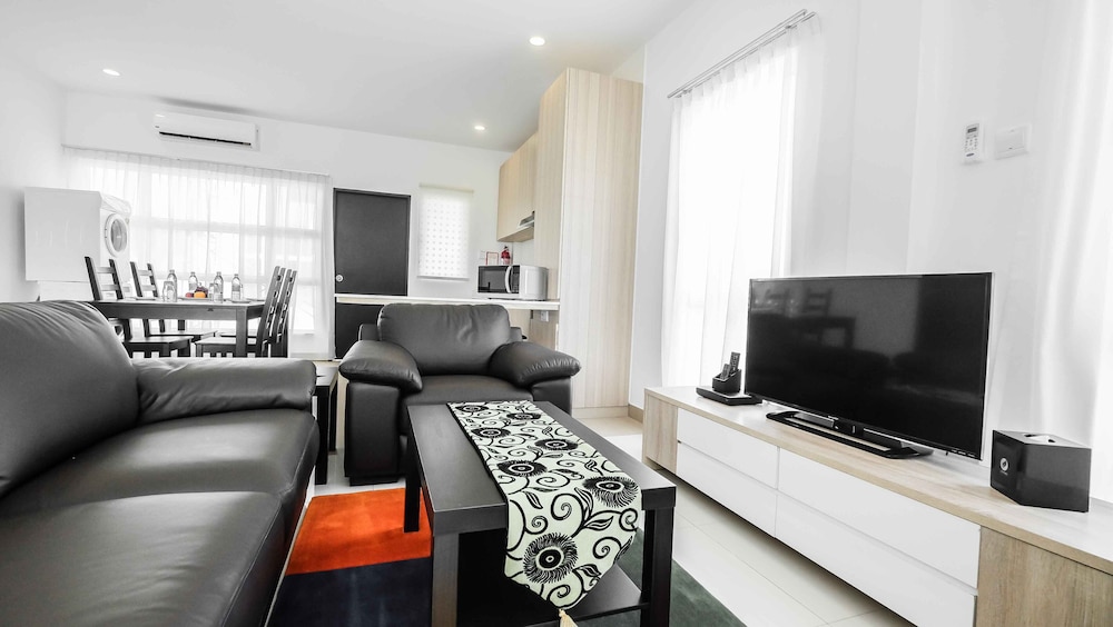 Family House, 4 Bedrooms, Terrace photo 2
