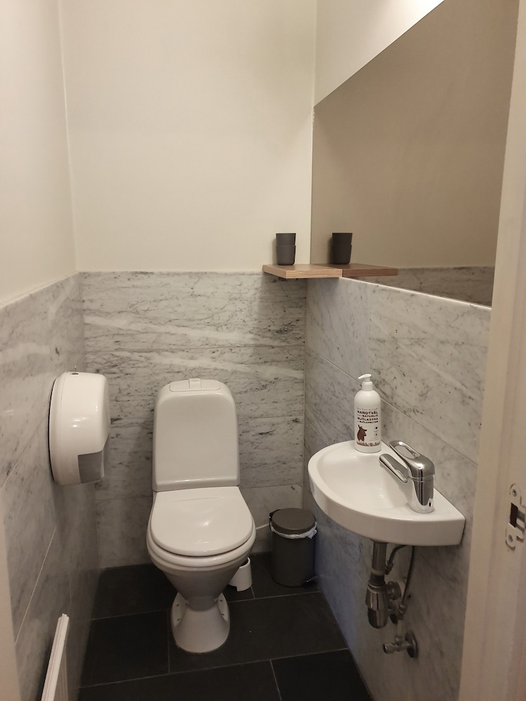 Double Room (Private WC shared shower) photo 3