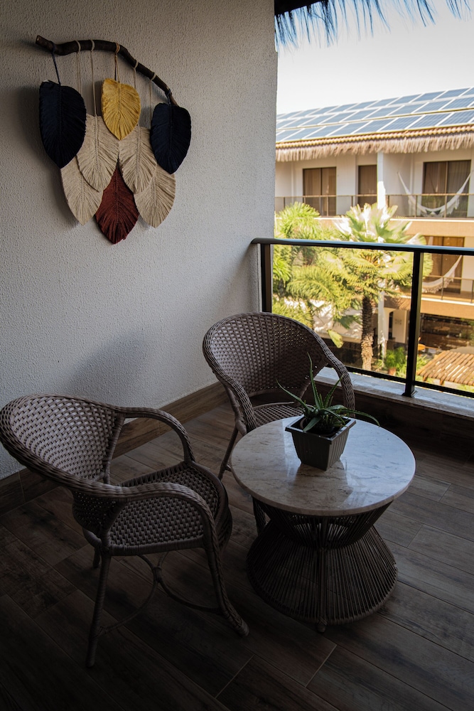 Family Room - Photo 8