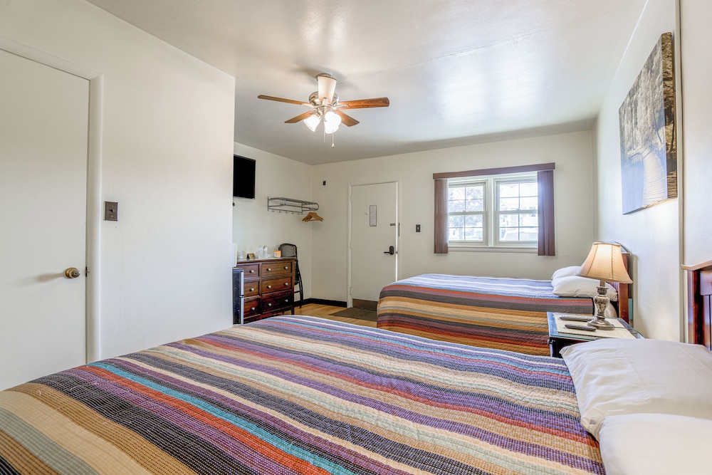 Room, 2 Double Beds, Non Smoking