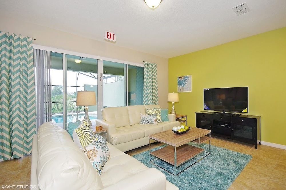 Townhome, 4 Bedrooms (3.5 Bathrooms - DV60886)