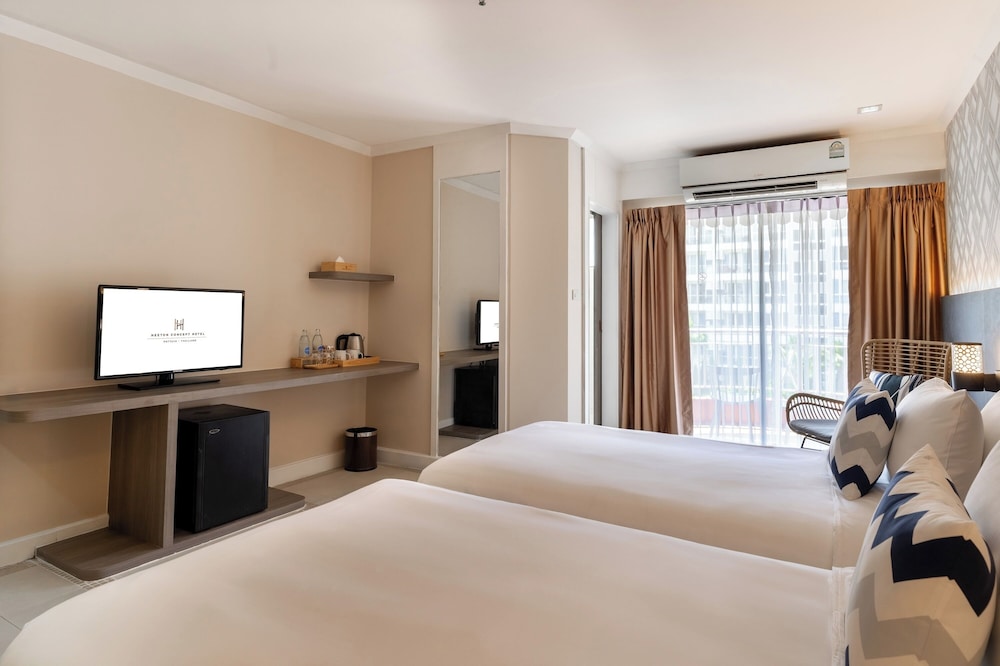 room photo