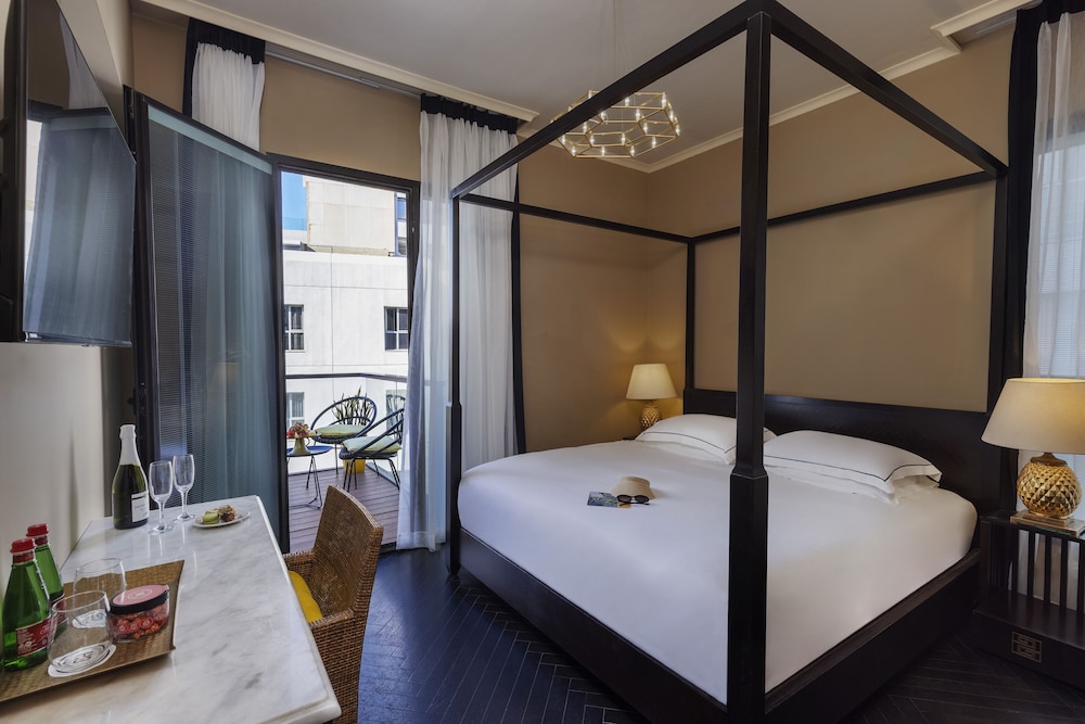 Deluxe Room, City View photo 1