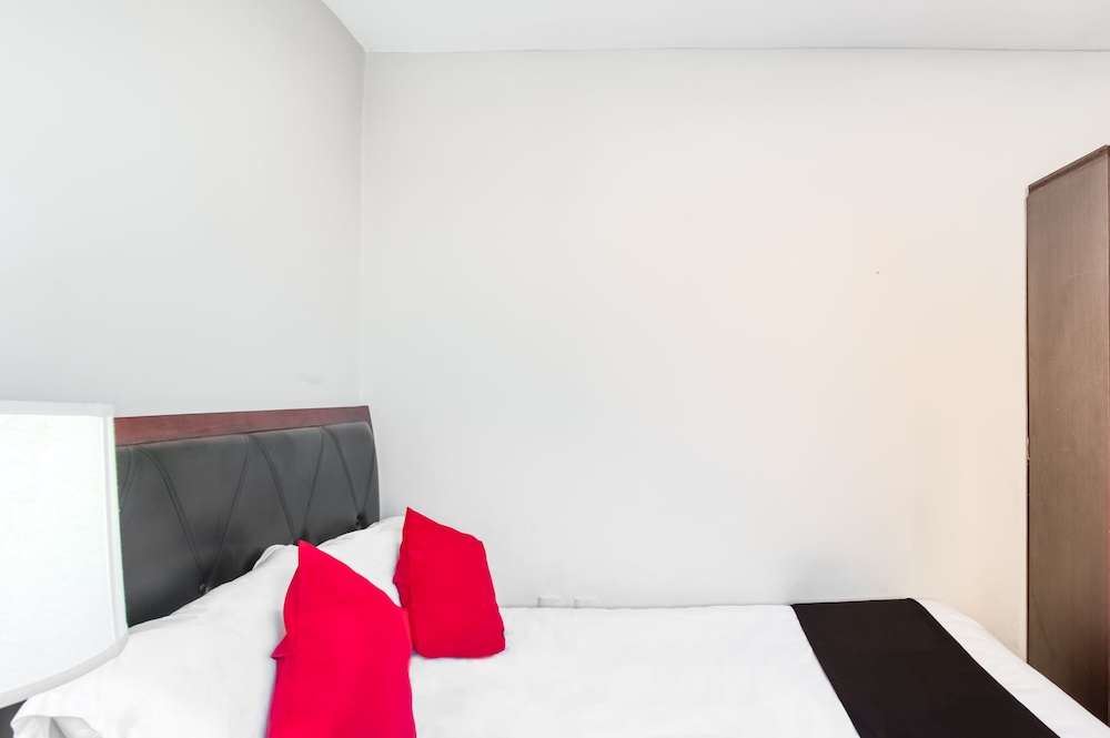Economy Room photo 2