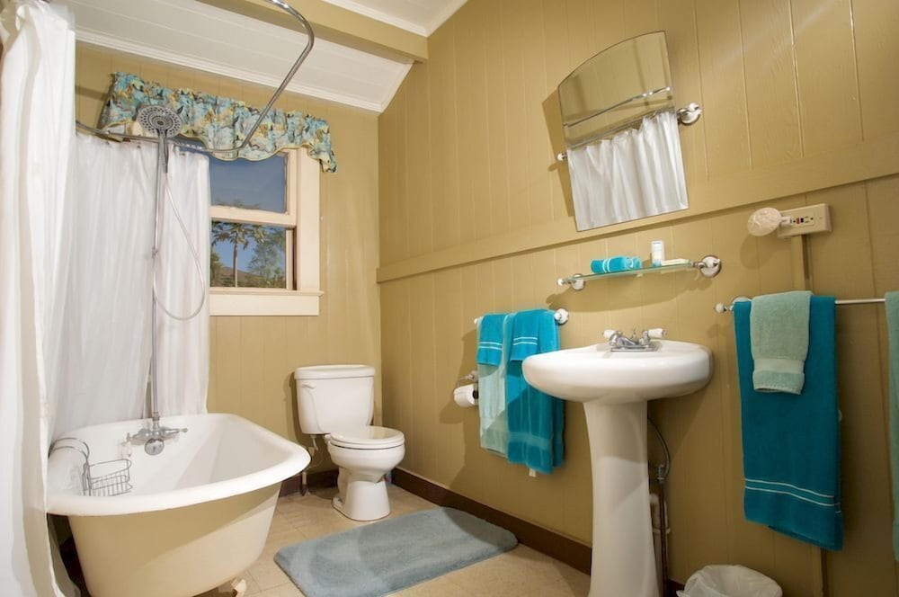 Standard Cottage, 2 Bedrooms, Courtyard Area (Waimea Beach Cottage) photo 3