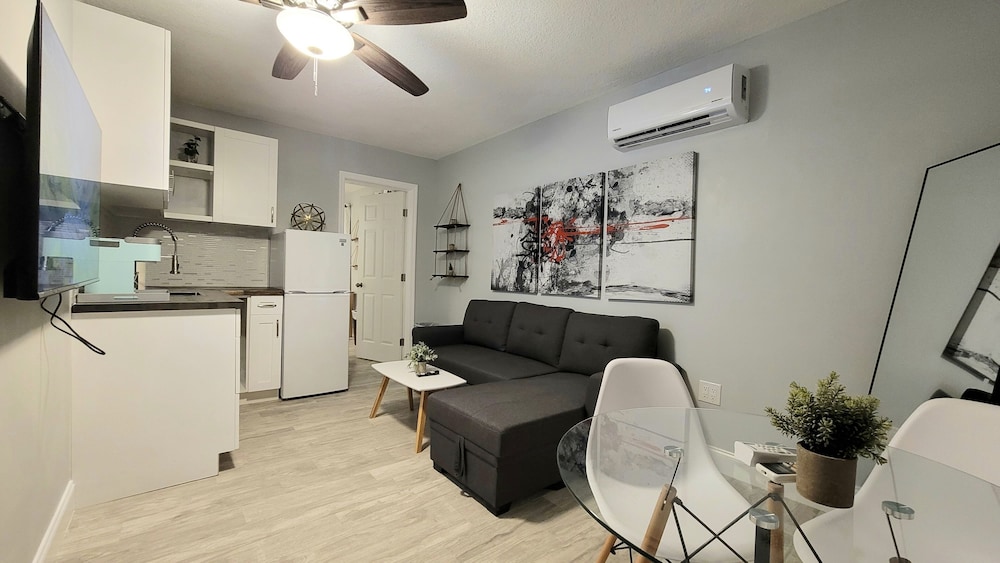 Luxury Suite photo 1