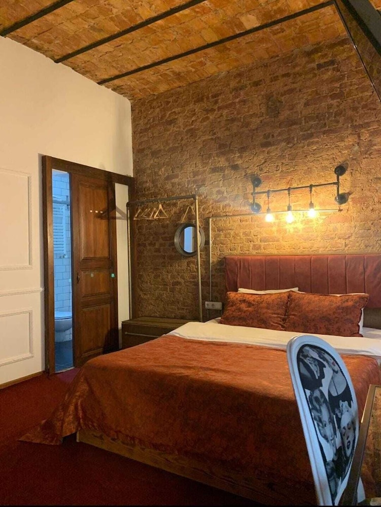 Standard Double Room photo 2