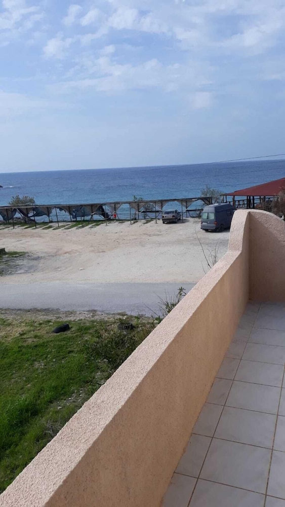 Deluxe Quadruple Room, Balcony, Sea View photo 3