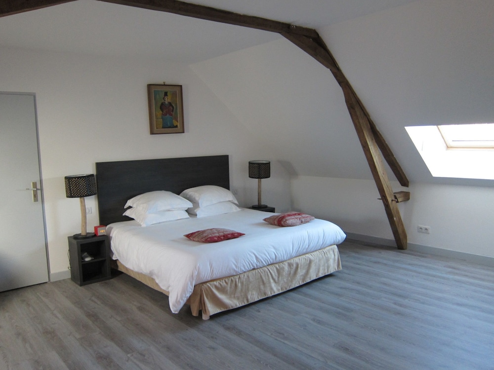Superior Double Room, Ensuite (Chambre Lucy) photo 2