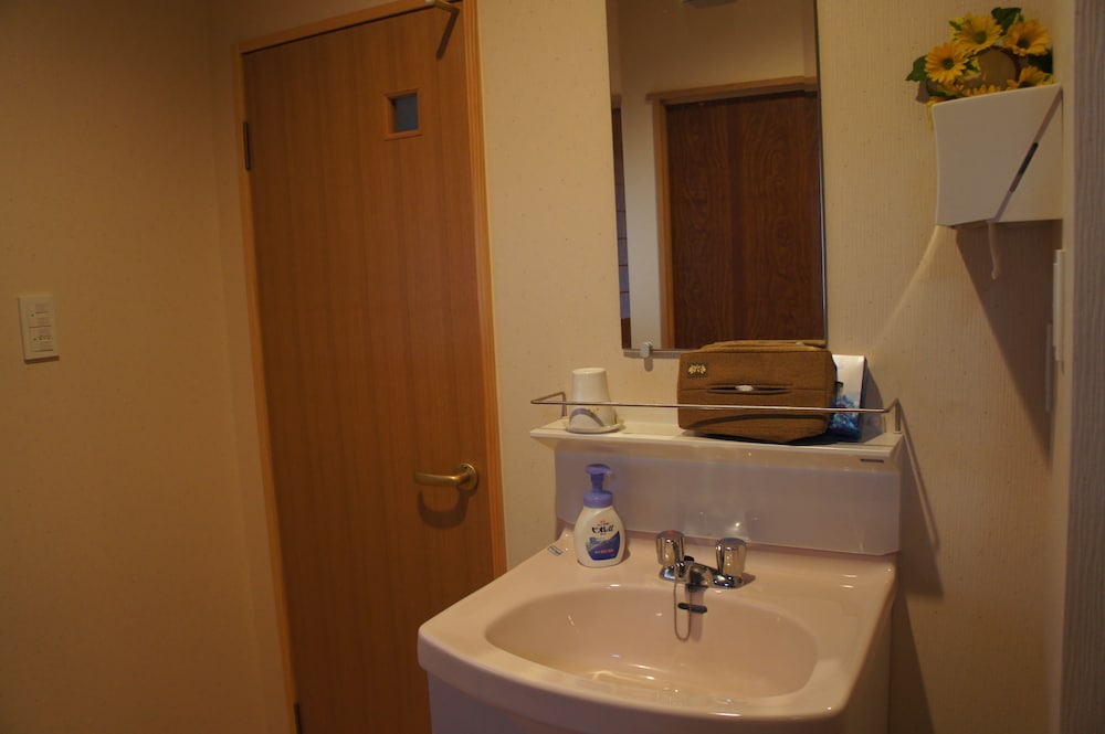 Japanese Style Room for 5 People photo 3