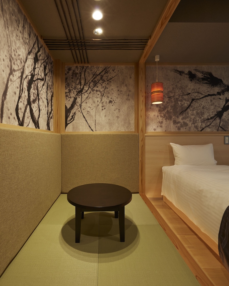 [Non-Smoking] Japanese Modern Twin Room/Shower Booth
