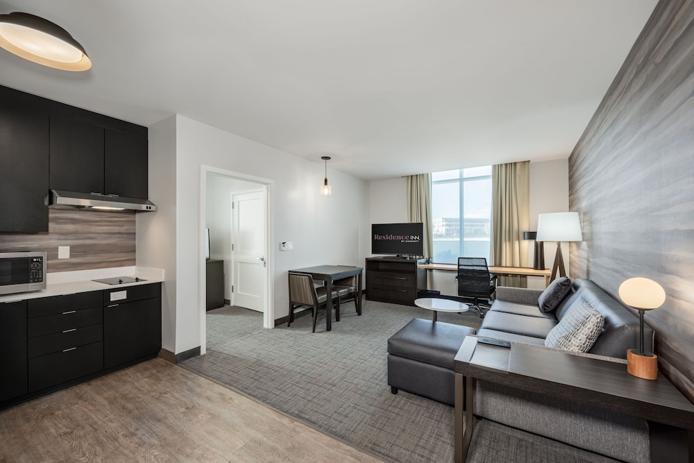 Suite, 1 Bedroom photo 1