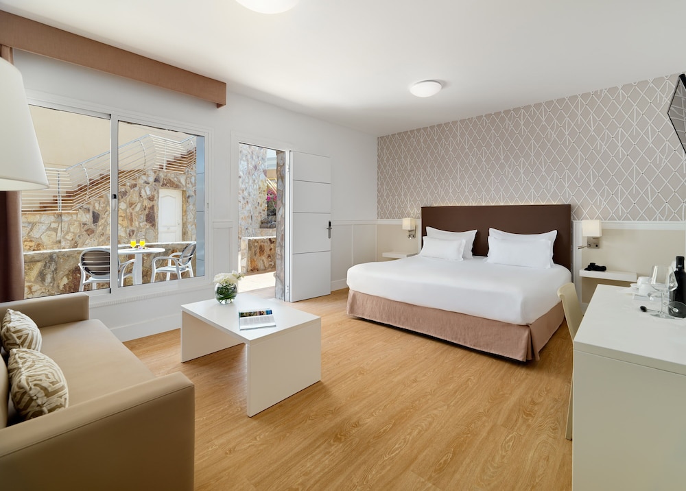 Room (1 Adult) - Photo 1