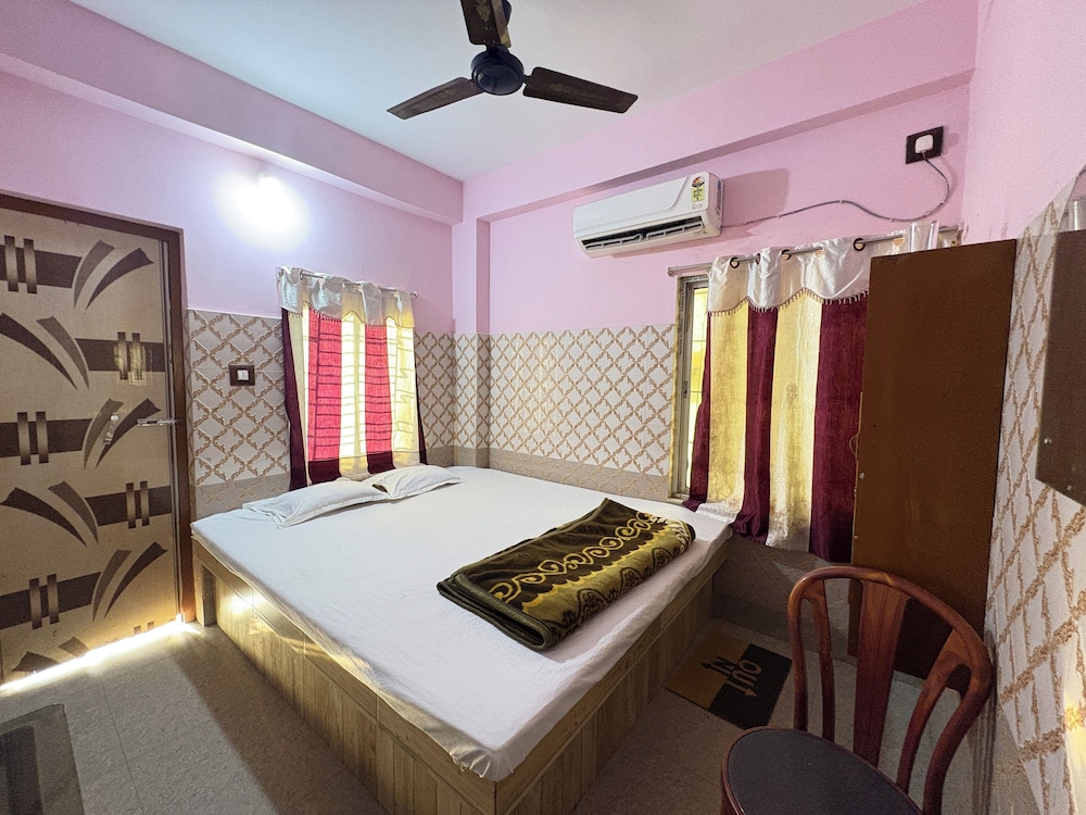 Standard Double Room, City View