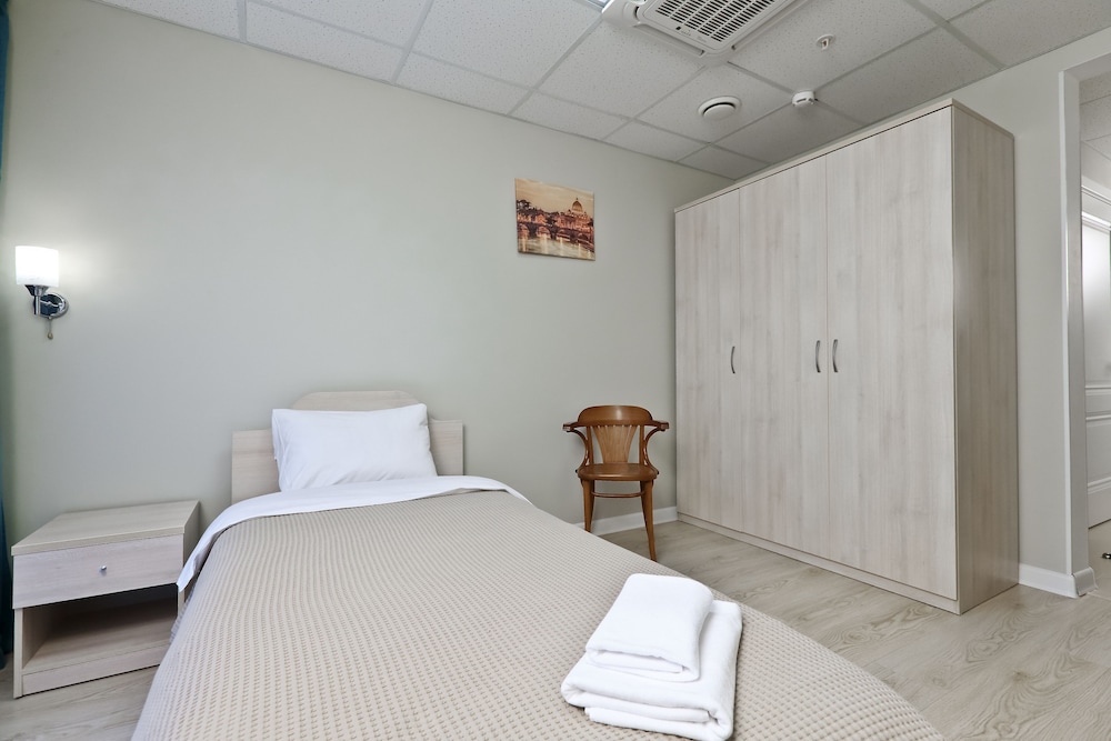 Comfort Single Room