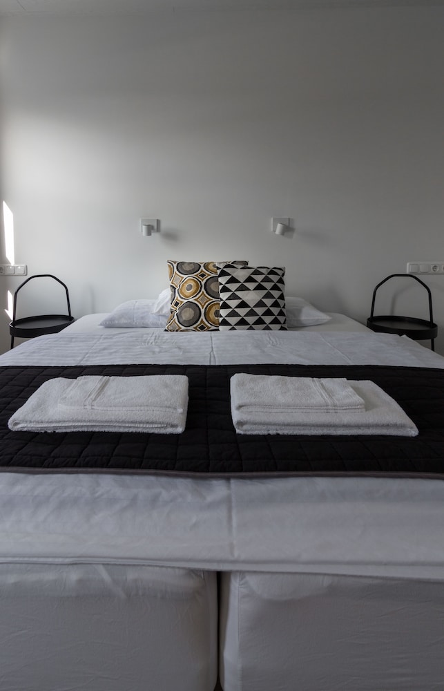 Standard Twin Room, Private Bathroom (Private bathroom) photo 2