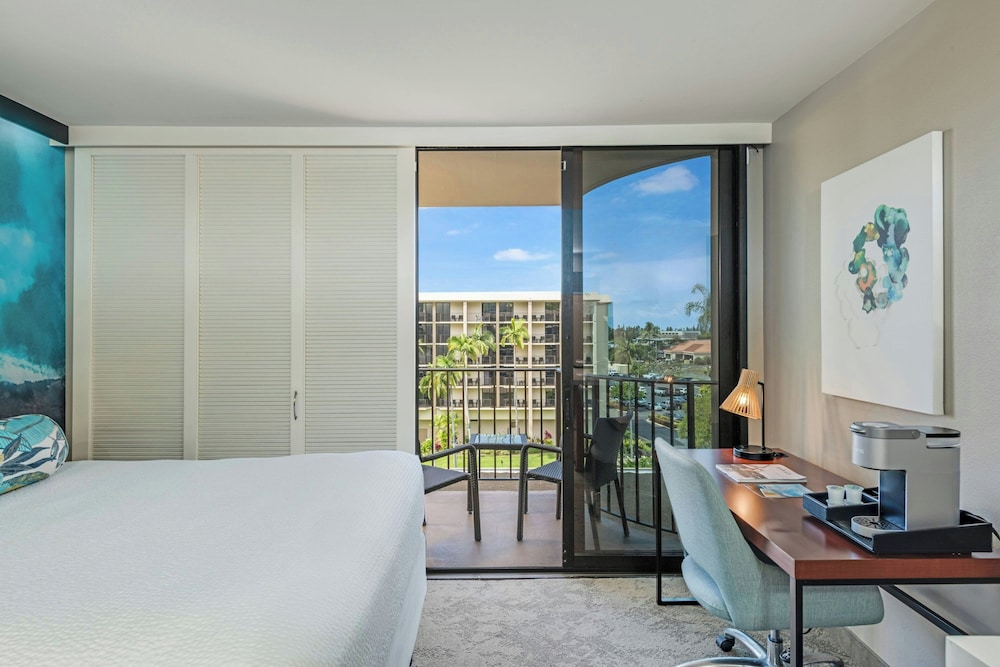 Room, 1 King Bed with Sofa bed, Balcony, Resort View (Mobility Accessible) - Photo 2