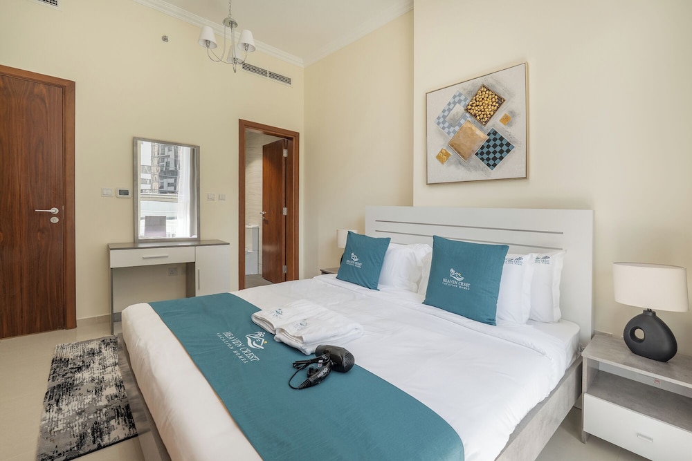 Luxury Apartment, 3 Bedrooms, Non Smoking, City View