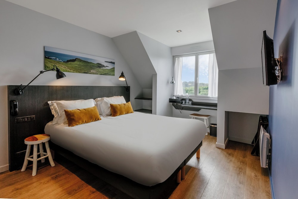 Sea room photo 3