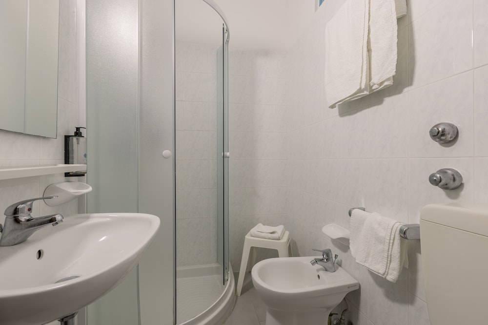 Triple Room, Sea View - Photo 6