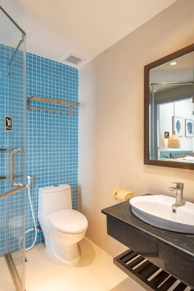 Standard Double Room - Photo 10