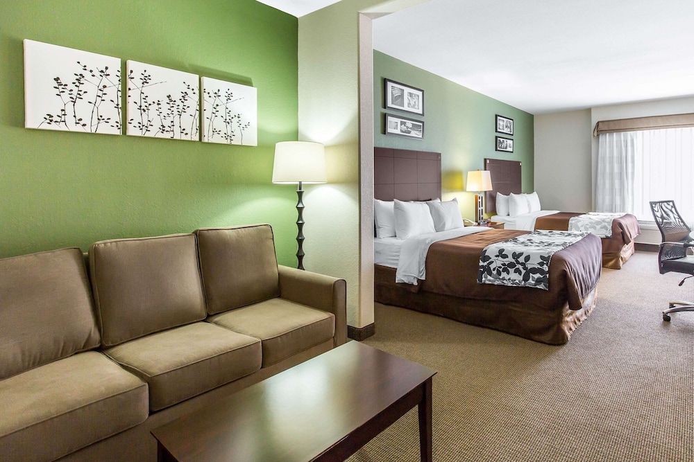 Suite, Multiple Beds, Non Smoking - Photo 4