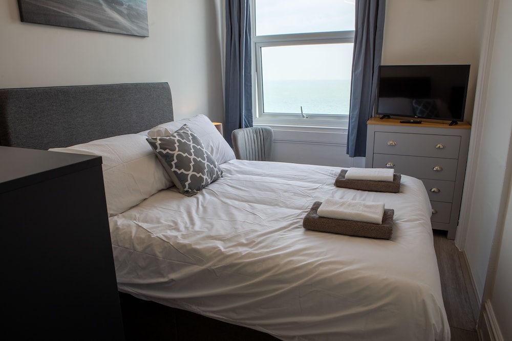 Superior Double Room, Ensuite, Sea View (Small) photo 1