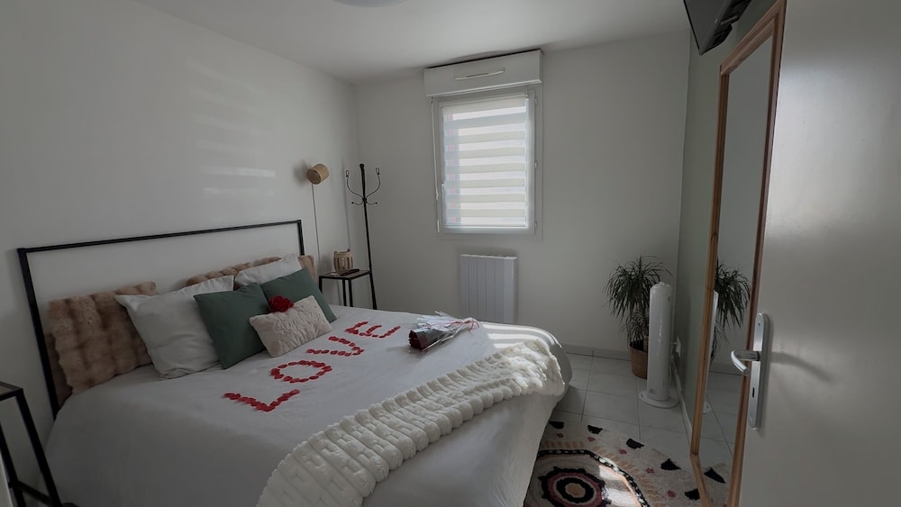 Eden Spa Suite, Wellness Aparthotel, patio, garden view