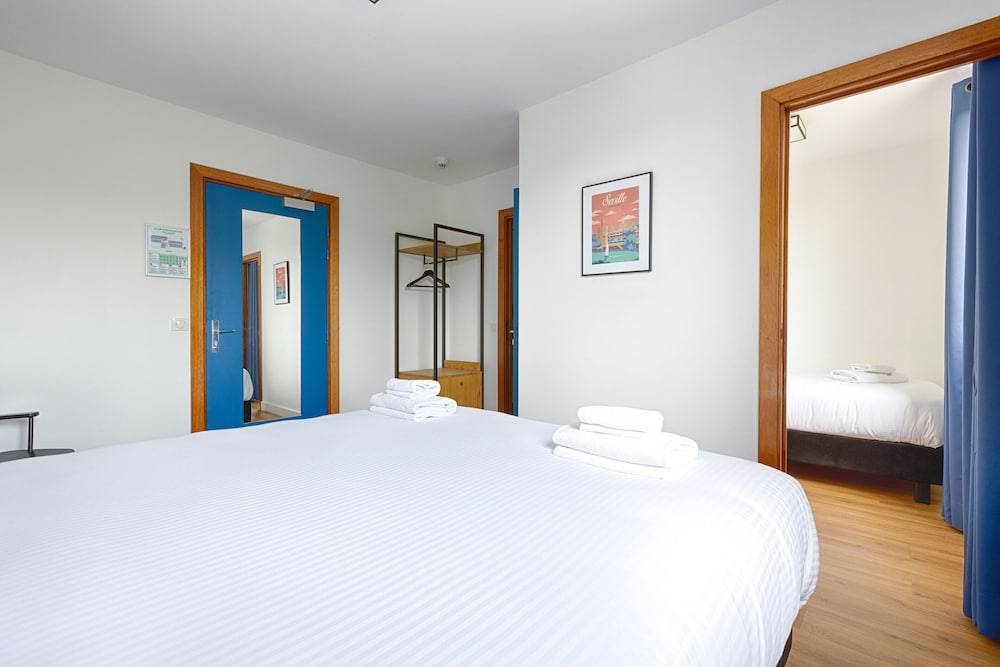 Deluxe Triple Room - Photo 5