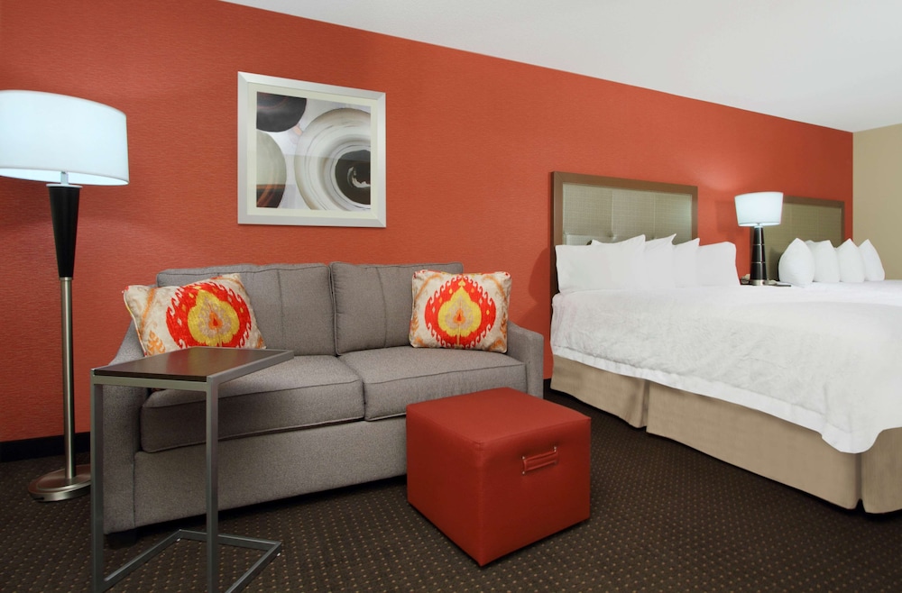 Suite, 2 Queen Beds, Non Smoking - Photo 2