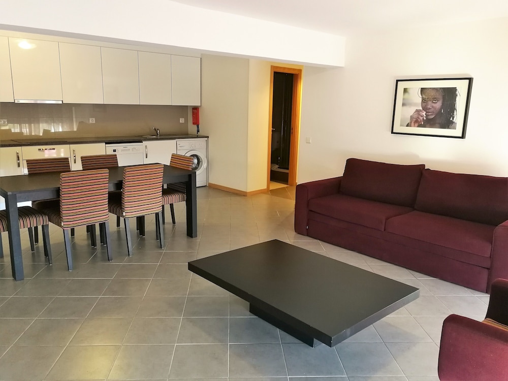 Apartment, 2 Bedrooms, No Balcony - Photo 1