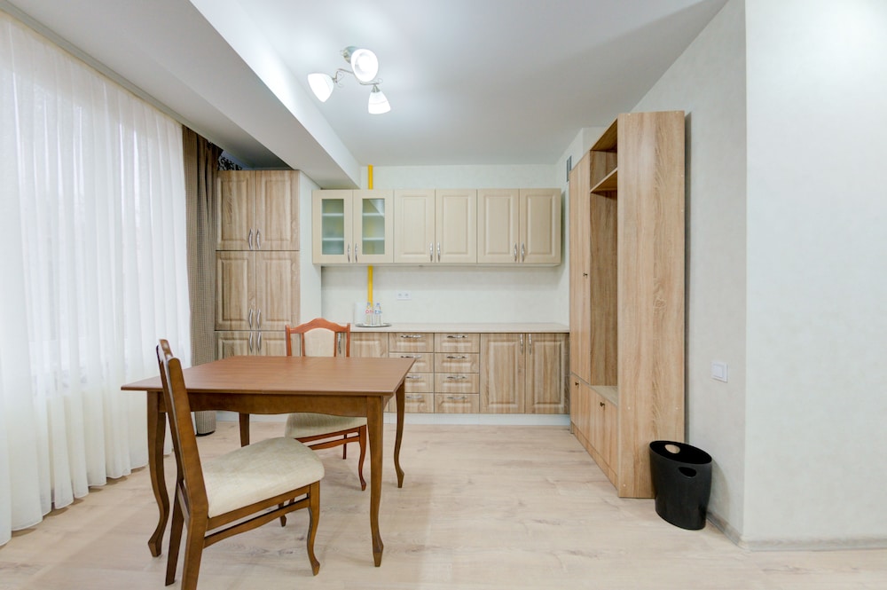 Standard Double or Twin Room, 2 Twin Beds, Non Smoking, City View photo 2