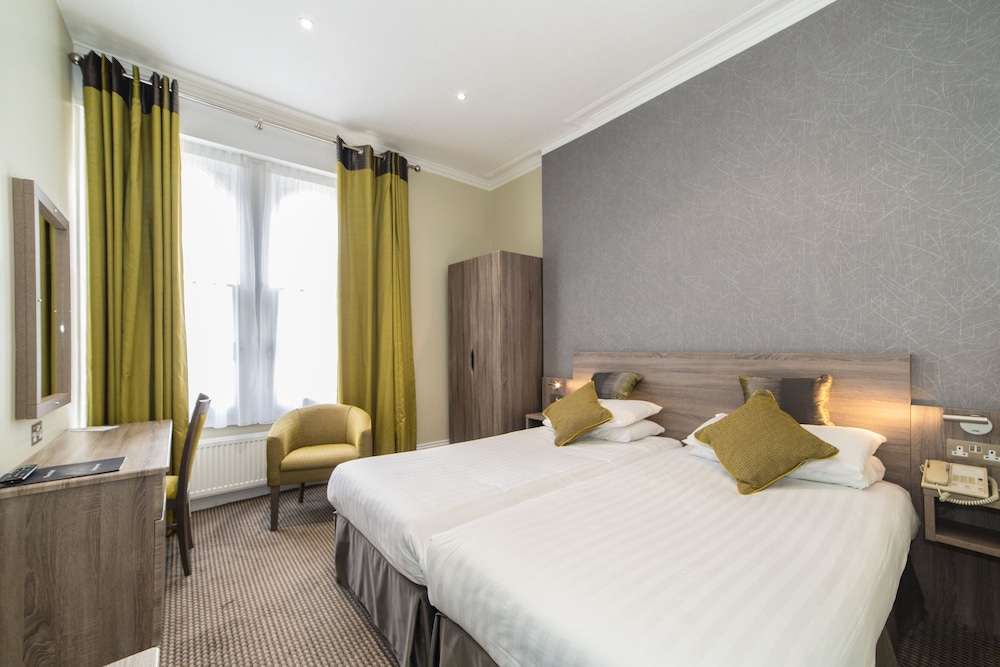Executive Twin Room photo 3