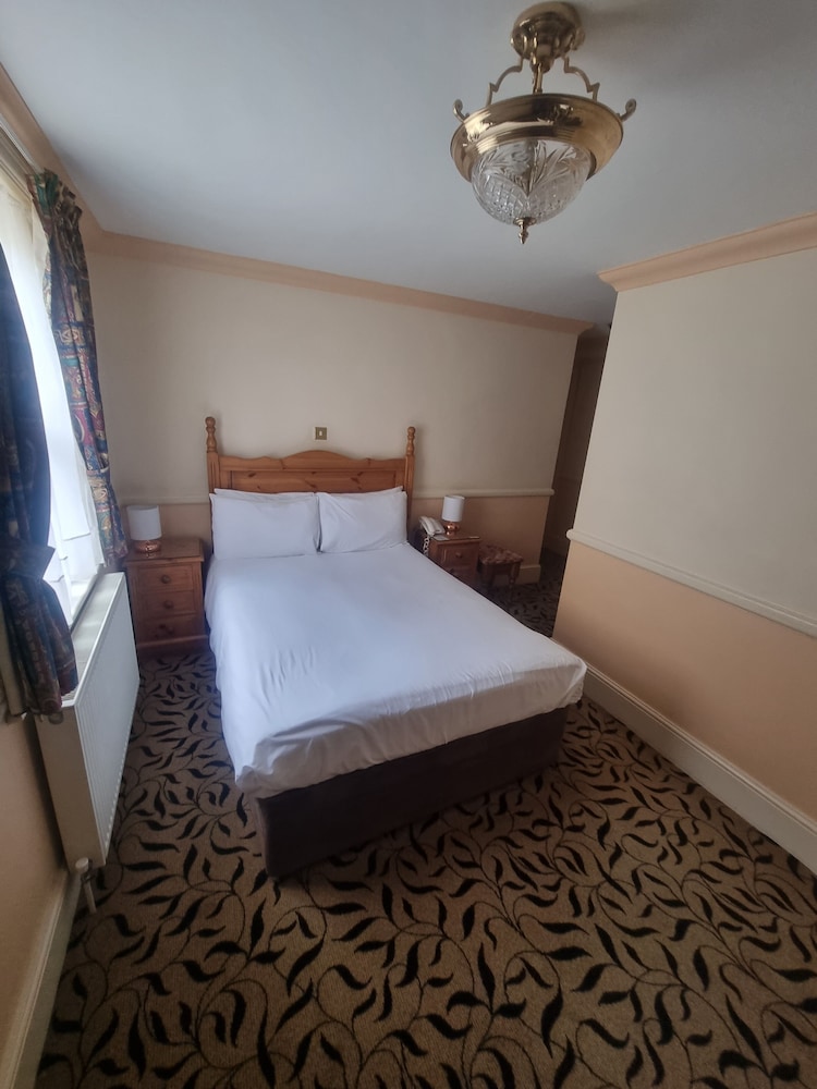 Economy Double Room photo 2