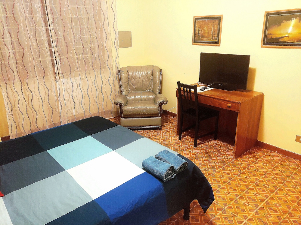 Deluxe Room, 1 Bedroom, Non Smoking (3) photo 3
