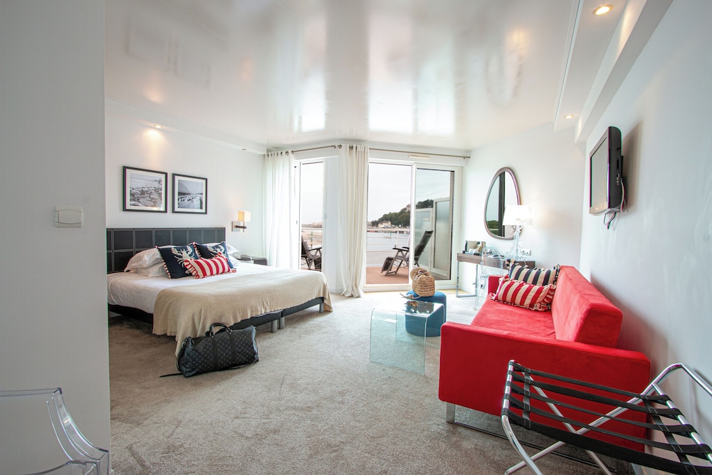 Superior Triple Room, Balcony, Sea View