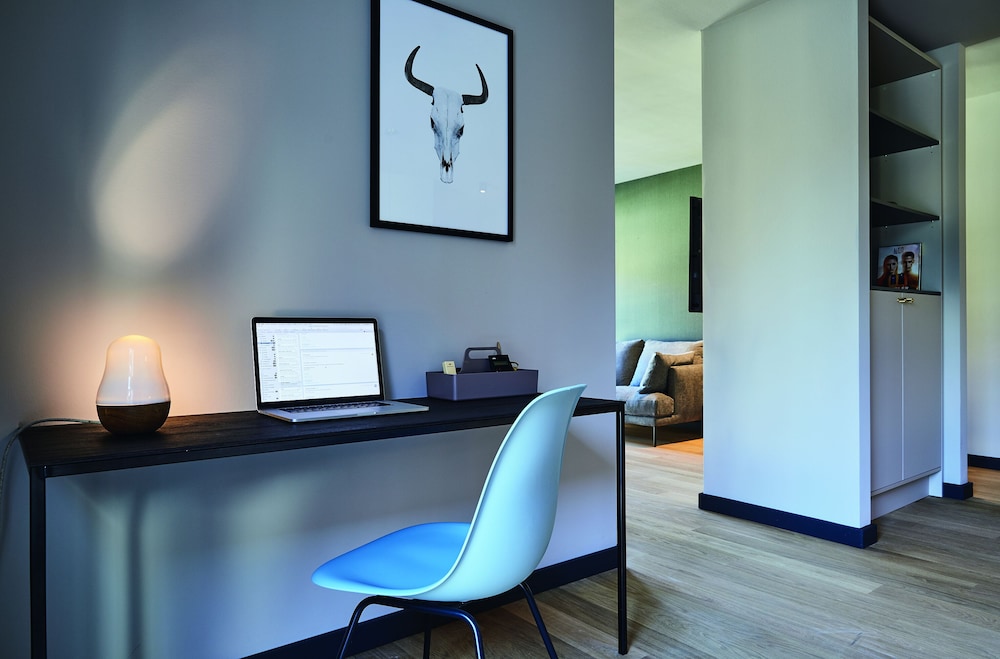 Apartment (Medium) - Photo 14