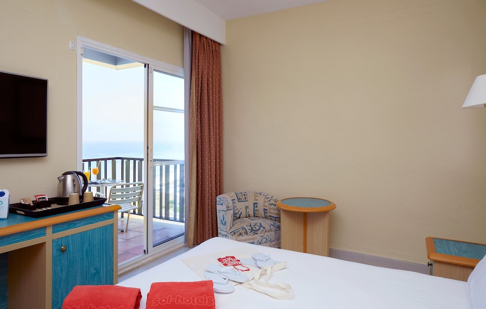 Standard Room photo 2