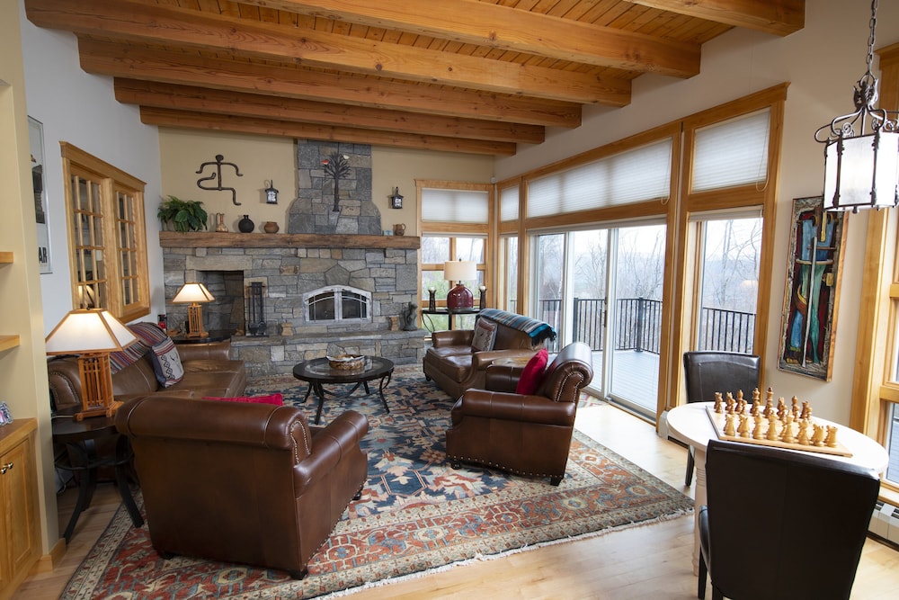 Room, 6 Bedrooms (Home) photo 2