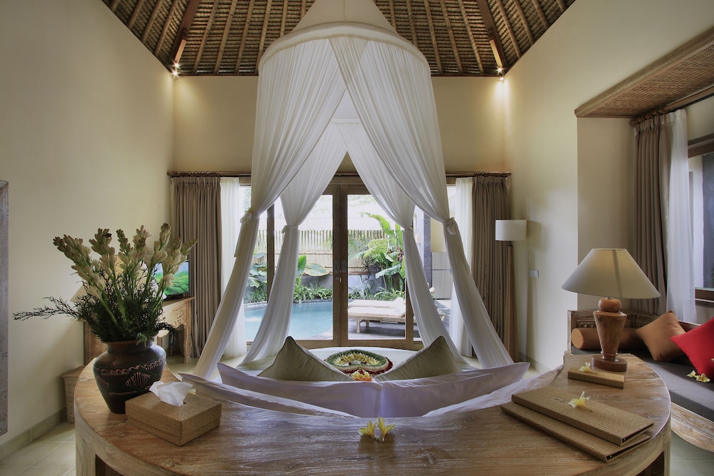 One-Bedroom Pool Villa with Daily Afternoon Tea photo 2