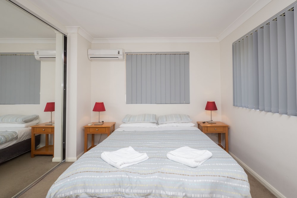 Apartment, 2 Bedrooms, 2 Bathrooms (36 Thomas St) photo 1