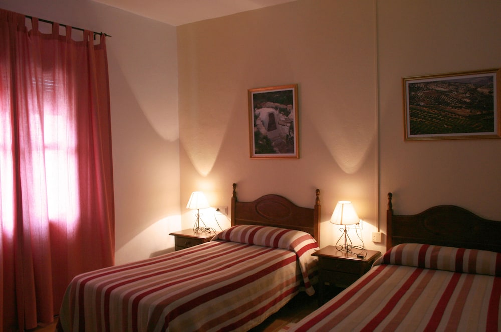 Double Room - Photo 2