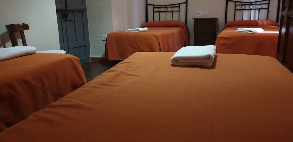 Quadruple Room, Shared Bathroom