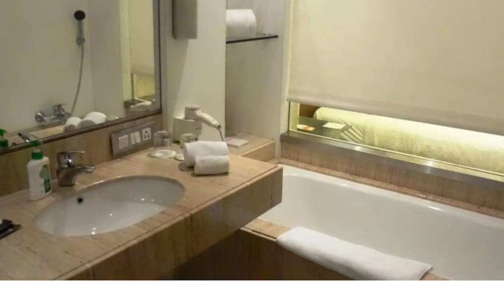 Executive Room photo 3