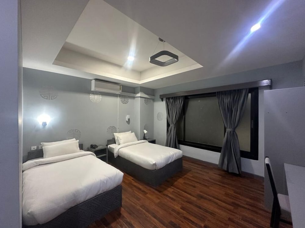 Standard Double or Twin Room, Mountain View photo 1
