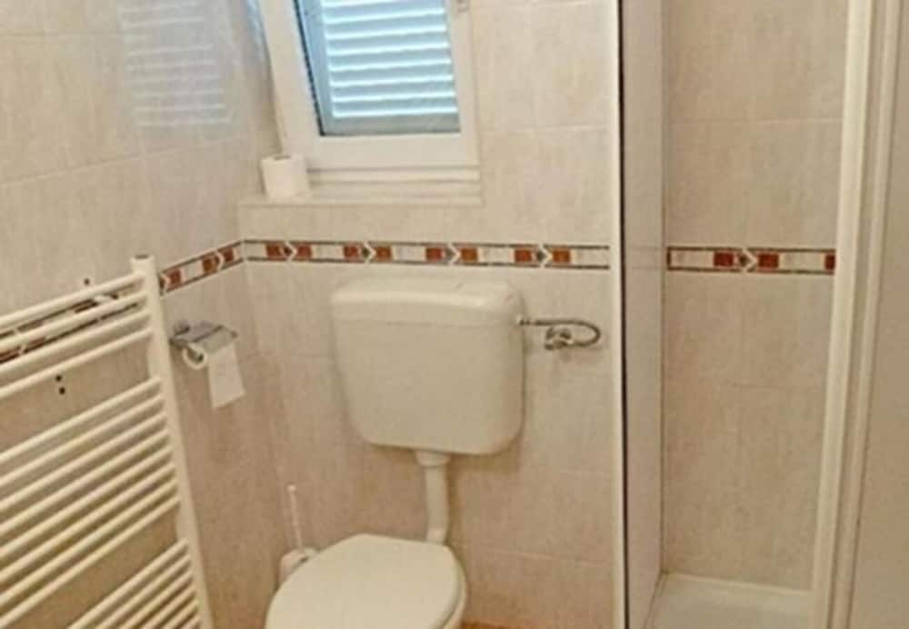 Studio (Vlado - 100 m from pebble beach - SA4) photo 2