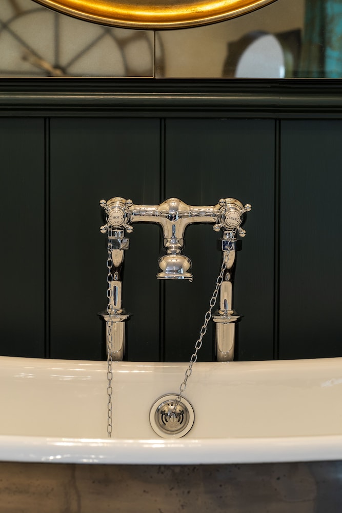 Suite, Ensuite, Garden View (Cam) photo 2