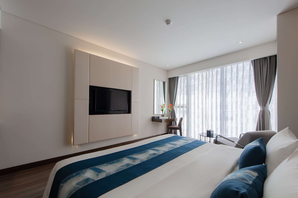 Deluxe Double Room, City View photo 2